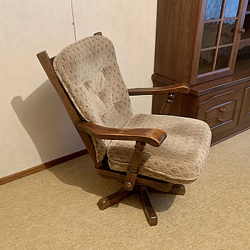 Oak armchair