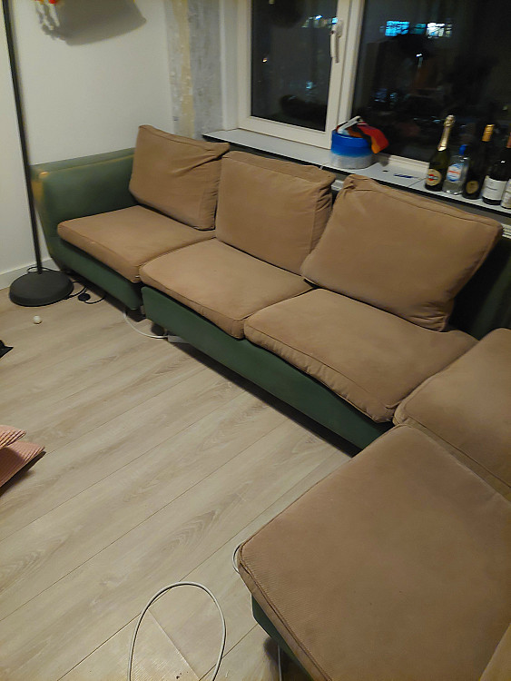 Free couch to be picked up