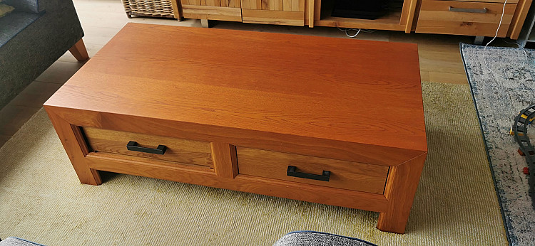 Hardwood coffee table - WxDxH = 170x40x45cm