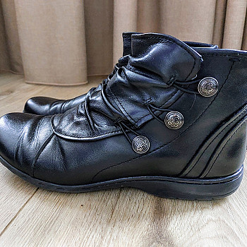 Women&#39;s shoes, black size 41.5
