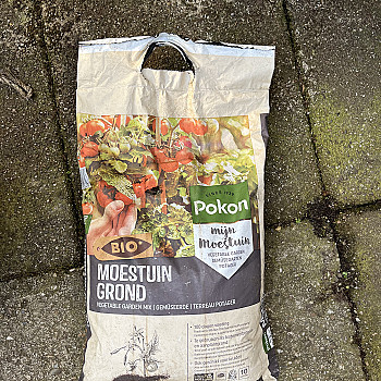 Soil mix for vegetable garden 10L + seeds
