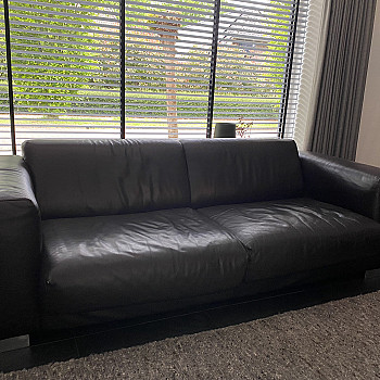 Sofa in neat condition