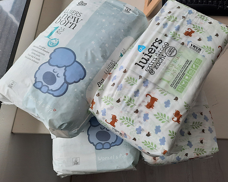 Four packs of new born diapers (2-5 kg)