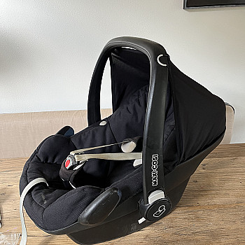 Maxi cosi з isofix