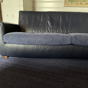 3-person sofa to pick up