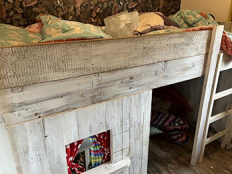 Children&#39;s bed 200x90cm