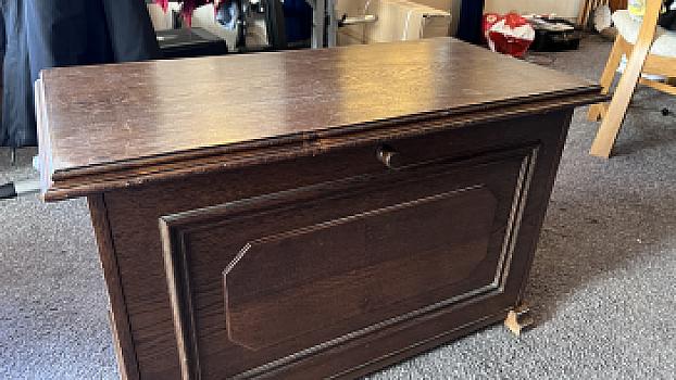 Маленька шафа