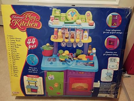 speelkeuken / play kitchen