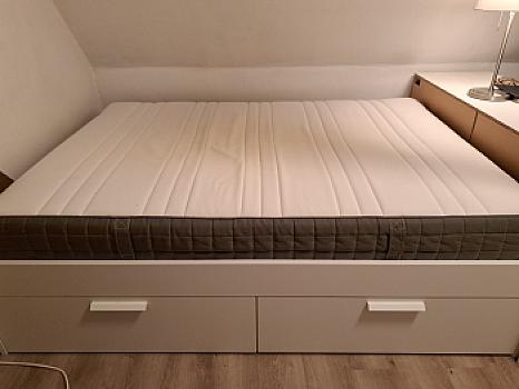 Ліжко Ikea з шухлядами, 1.40