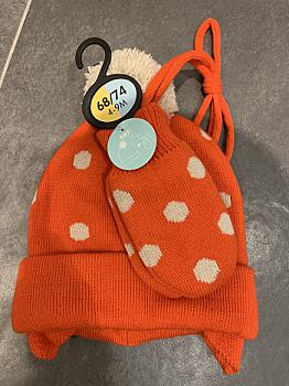 Bonnet et gants (neufs) taille 68/74