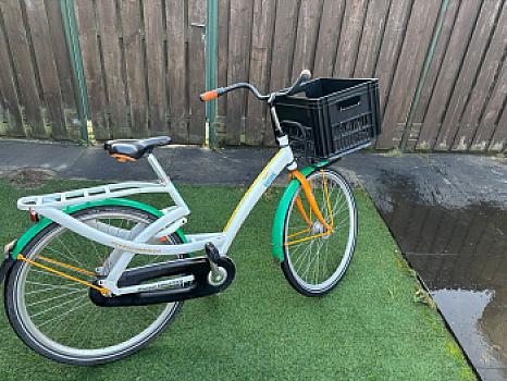Fiets met krat