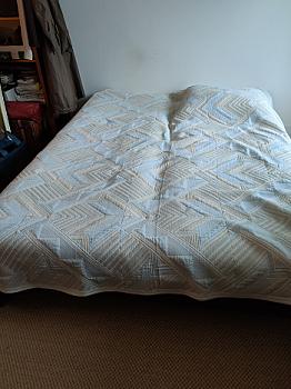 Sariir laba jibbaaran oo la hagaajin karo, oo la hagaajin karo