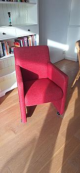 6 dining room chairs and more 